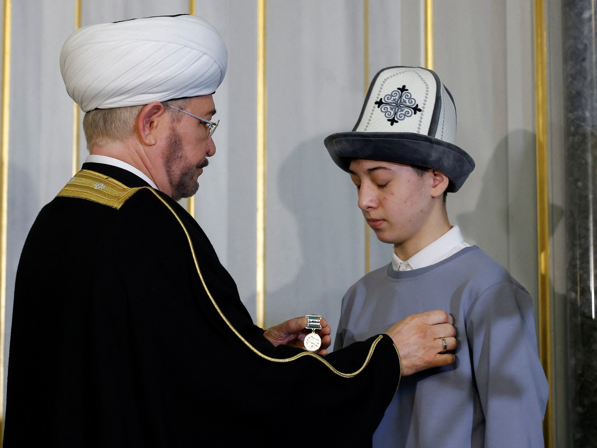 Russian teen honoured with Muslim medal | Crime