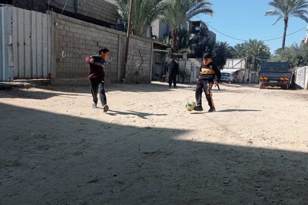 В Газа футболът означава живот на фона на продължаващата война на Израел