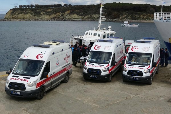 Лодка с мигранти потъна край турския бряг на Егейско море, убивайки най-малко 22 души
