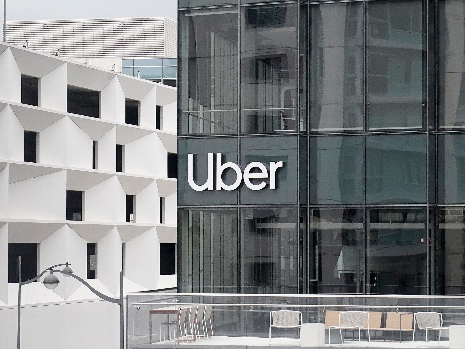 Az Uber 178 millió dollárt fizet az ausztrál taxisofőrök elleni perért |  technológia