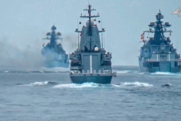 Украйна твърди, че е нанесла нов критичен удар по Черноморския флот на Русия