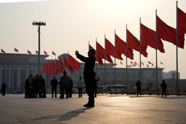 Китай приключва националния конгрес с оглед на увисналата икономика