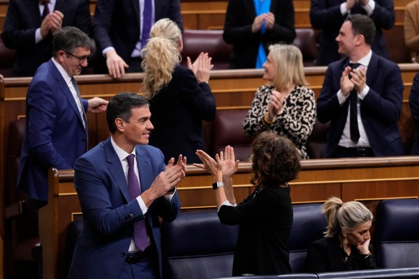 Долната камара на парламента на Испания одобри закон за амнистия насочен