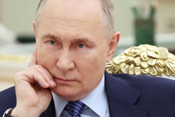 Ще удължи ли президентът Владимир Путин мандата си?