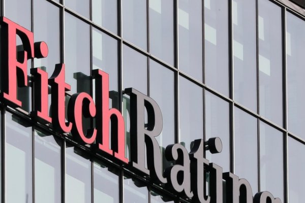 Рейтинговата агенция Fitch понижи суверенната кредитна перспектива на Китай до отрицателна