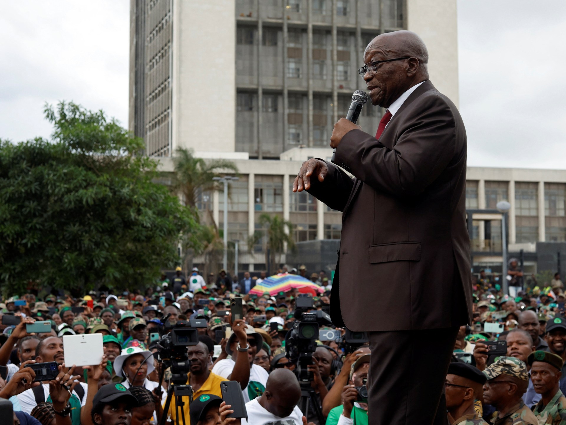 South Africa’s Jacob Zuma wins court bid to contest upcoming election | Elections News