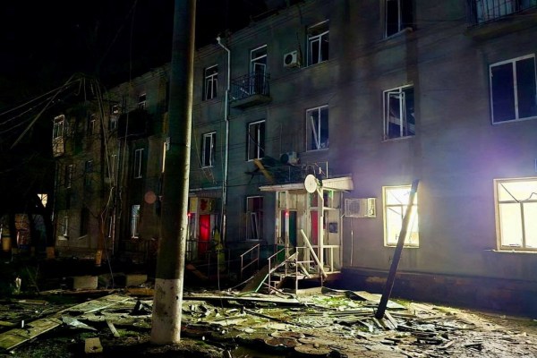Спасители загинаха при руски удари срещу Харков в Украйна
