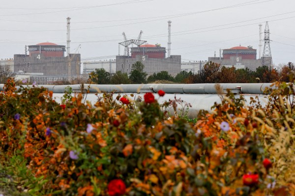Враждата между Русия и Украйна заради „опасна“ атака срещу Запорожката атомна електроцентрала