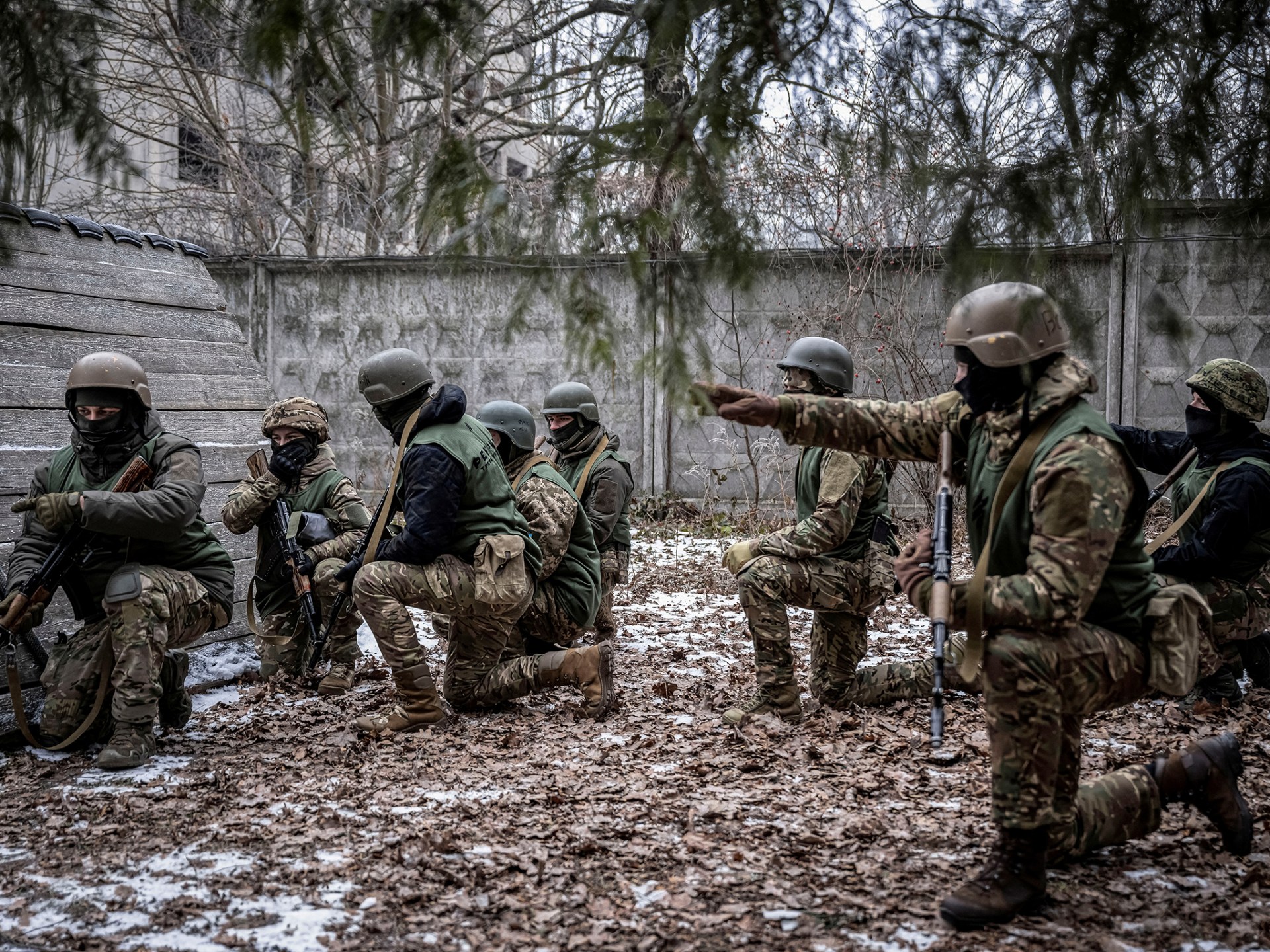 Ukraine parliament passes mobilisation bill to boost troop numbers | Russia-Ukraine war News