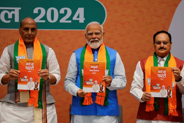 BJP на Моди обещава работни места, общ граждански кодекс в манифеста за изборите в Индия