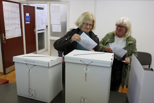 Управляващата Хърватска партия ХДС се очаква да спечели парламентарните избори