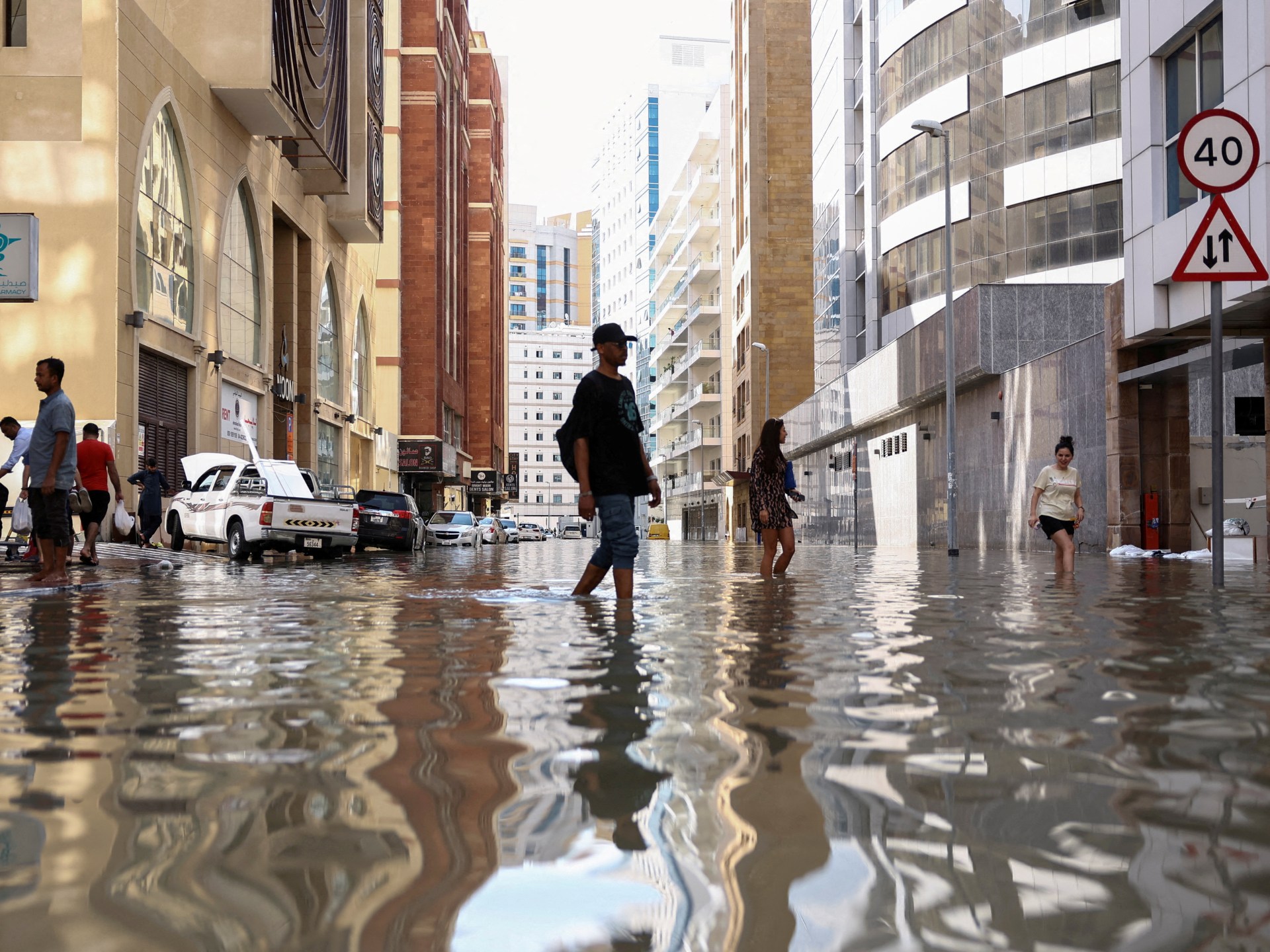 Les scientifiques estiment que le déluge à Oman et aux Émirats arabes unis est « très probablement » lié au changement climatique |  Actualités sur la crise climatique