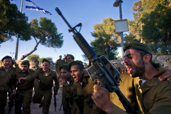 Какво представлява Нецах Йехуда, израелският батальон, изправен пред възможни санкции от страна на САЩ?