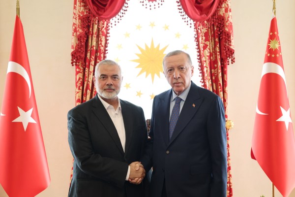 Турският президент Ердоган призова палестинското единство след среща с лидера на Хамас