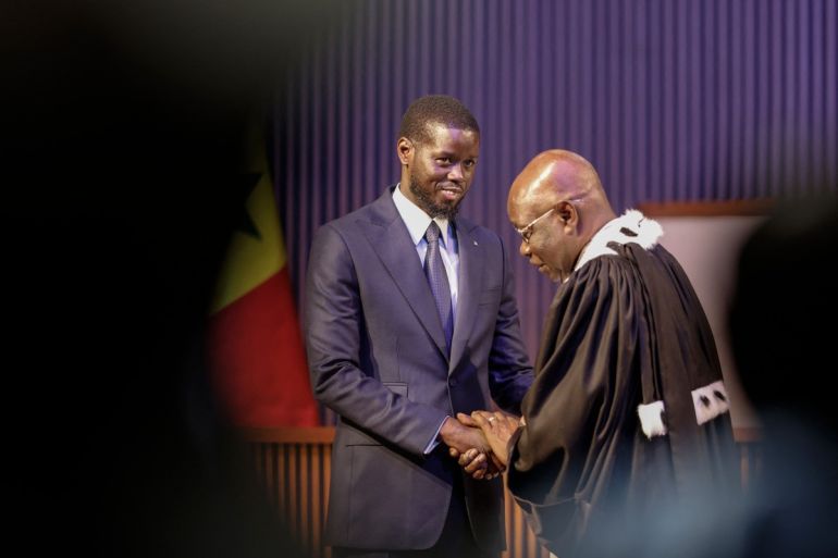 Da prigioniero a presidente in 20 giorni, il senegalese Diomaye Faye si insedia