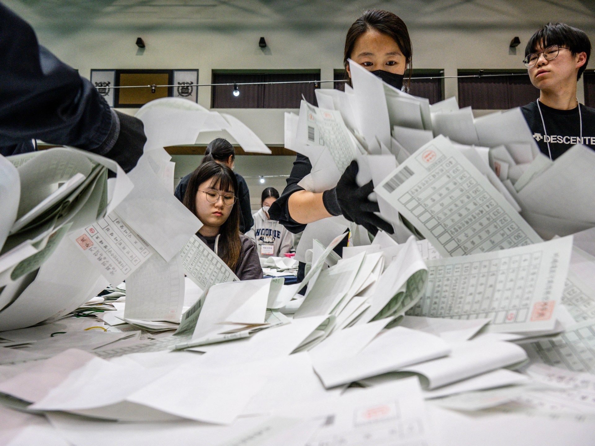 Yoon en Corea del Sur se siente humillado tras la aplastante victoria electoral de la oposición |  noticias electorales