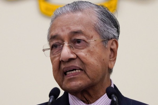Бившият министър председател на Малайзия Махатхир Мохамад е разследван във връзка