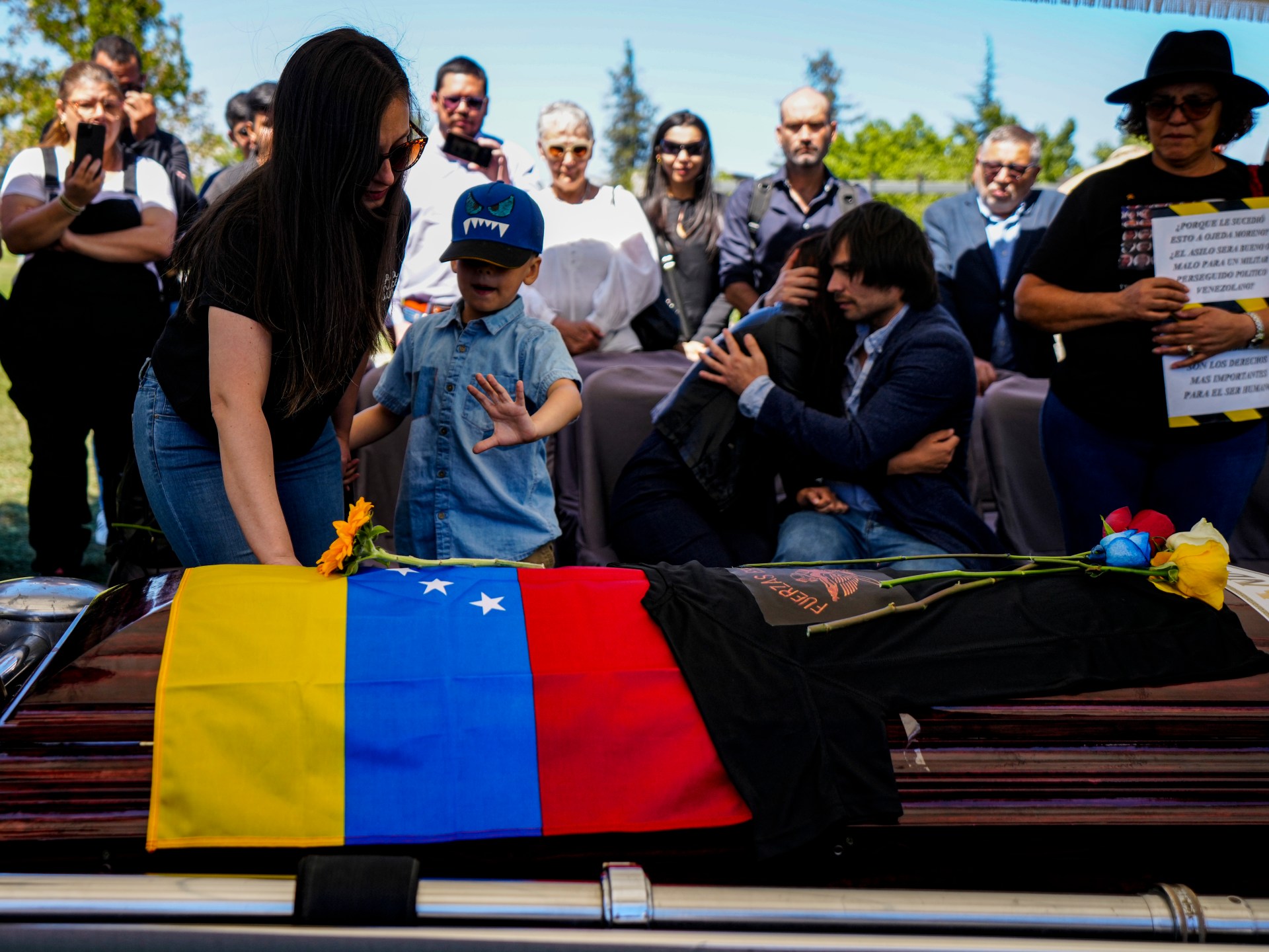 Chile calls for the extradition of Venezuelans after dissident’s murder | Crime News
