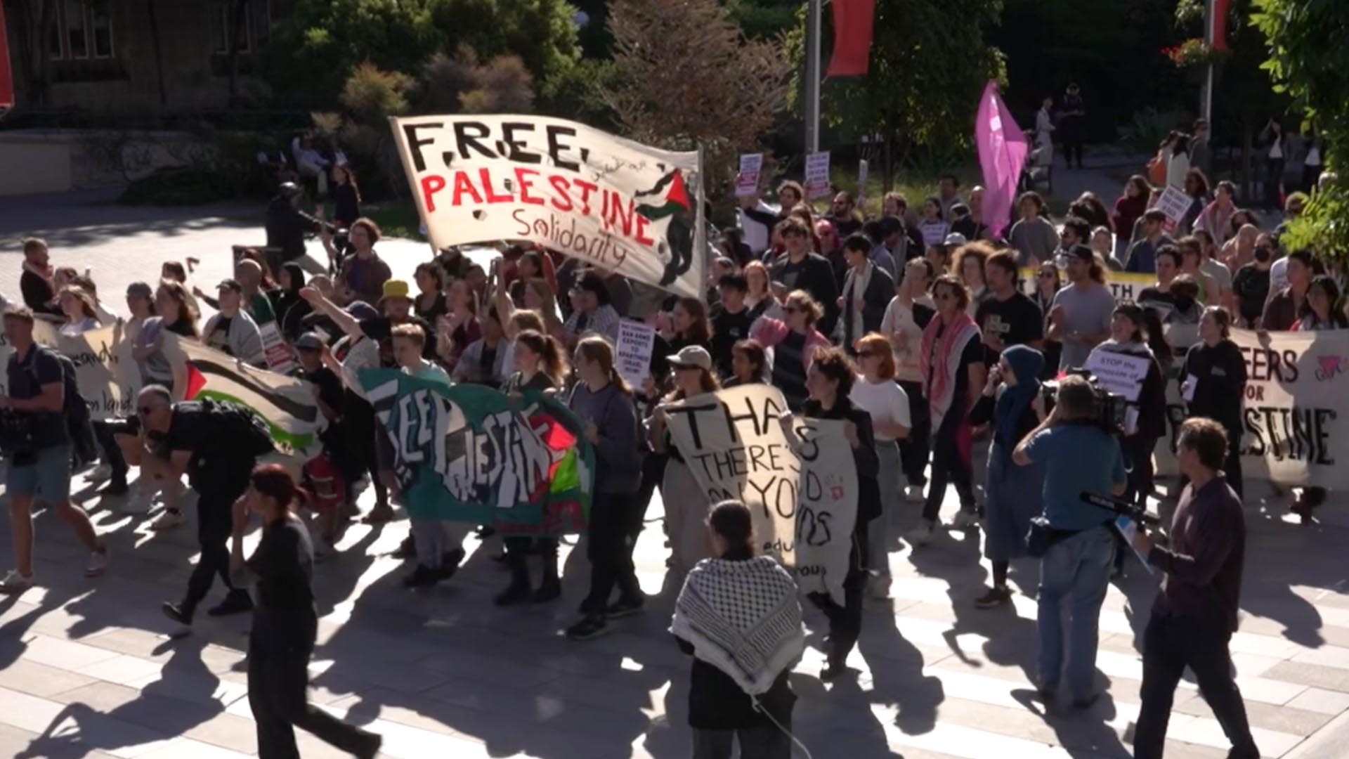 Australian students join protests for Palestine