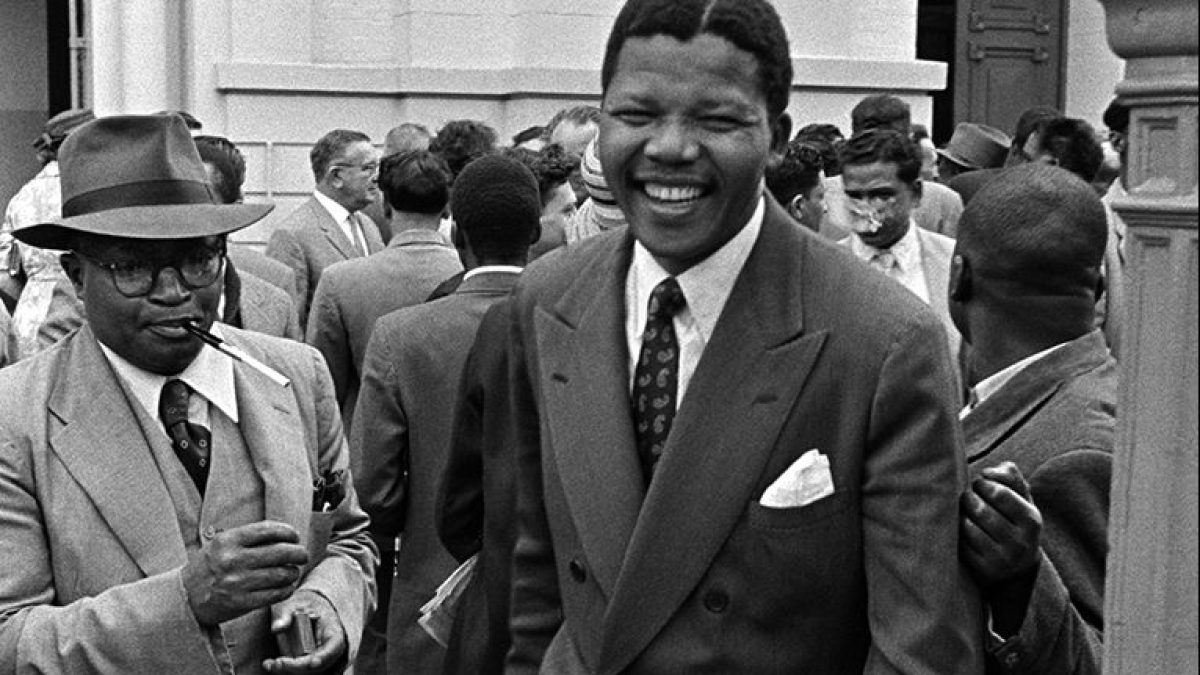 Mandela’s Era: A Visual Journey Through Apartheid South Africa and Human Rights Struggles