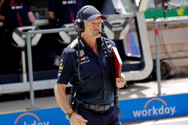 Дизайнерският гуру на Формула 1 Нюи потвърждава, че излизането от 2025 г. е удар за Red Bull Racing