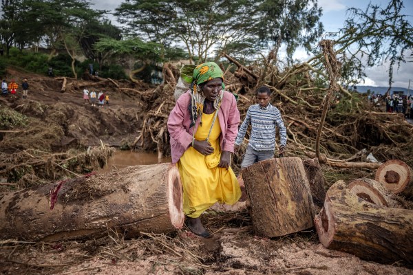 Кения и Танзания се подготвят за циклон след поройни дъждове
