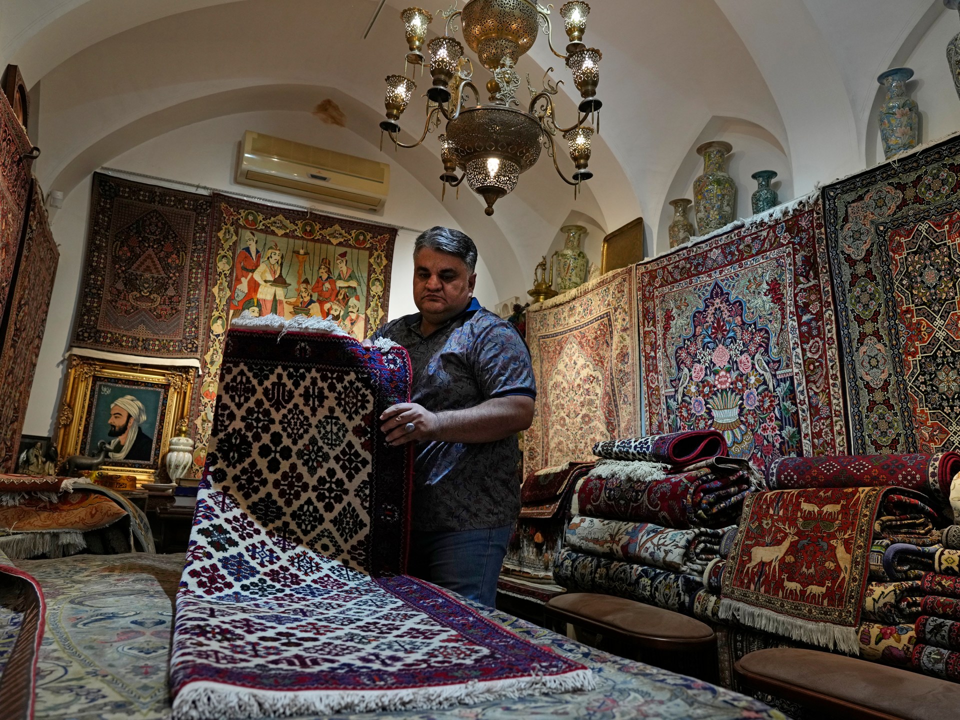Iran’s unravelling carpet sales