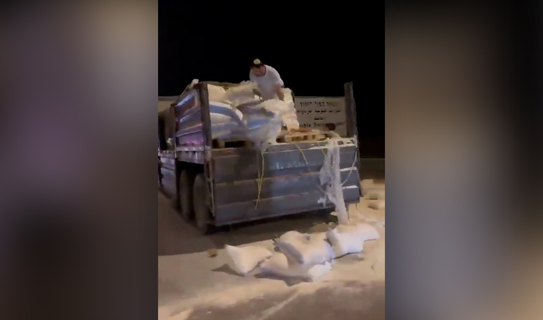 Israeli demonstrators attack flour shipment bound for Gaza | Newsfeed