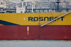FILE PHOTO: Rosneft's Russian-flagged crude oil tanker Akademik Gubkin transits the Bosphorus in Istanbul, Turkey, November 28, 2024. REUTERS/Yoruk Isik/File Photo