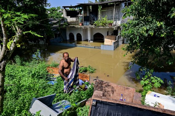 Over 25,000 homes destroyed, 147,000 displaced, as Sri Lanka faces its deadliest flood since 2017, impacting Colombo.